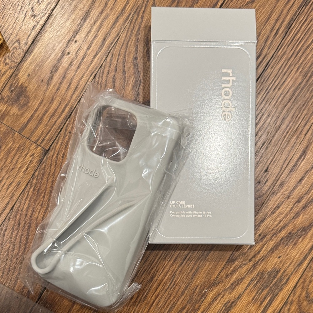 RHODE Grey Lip Case for iPhone 15 Pro- brand new never used